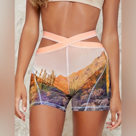 SHEIN *NEW* Women’s Cutout Waist Desert Landscape Print Mesh Biker Shorts - Picture 3 of 16
